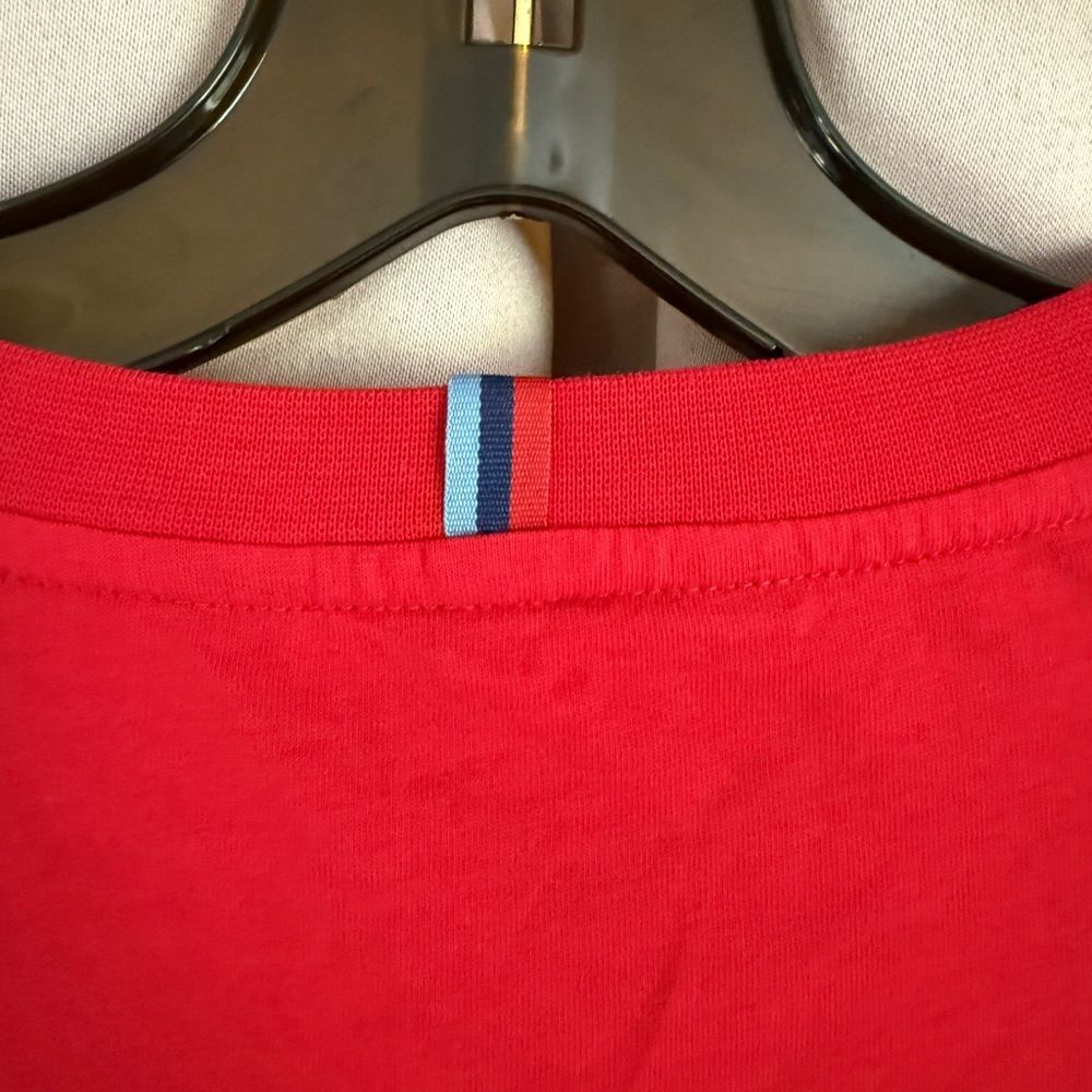 BMW Red Short Sleeve Tee with Classic Design - Picture 6 of 6